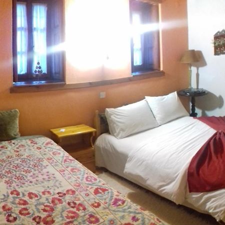 Traditional Rooms Karaouli 파피그콘 외부 사진