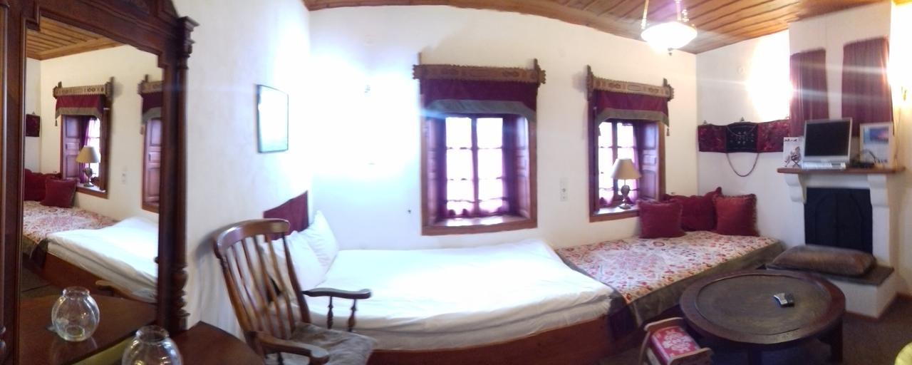 Traditional Rooms Karaouli 파피그콘 외부 사진