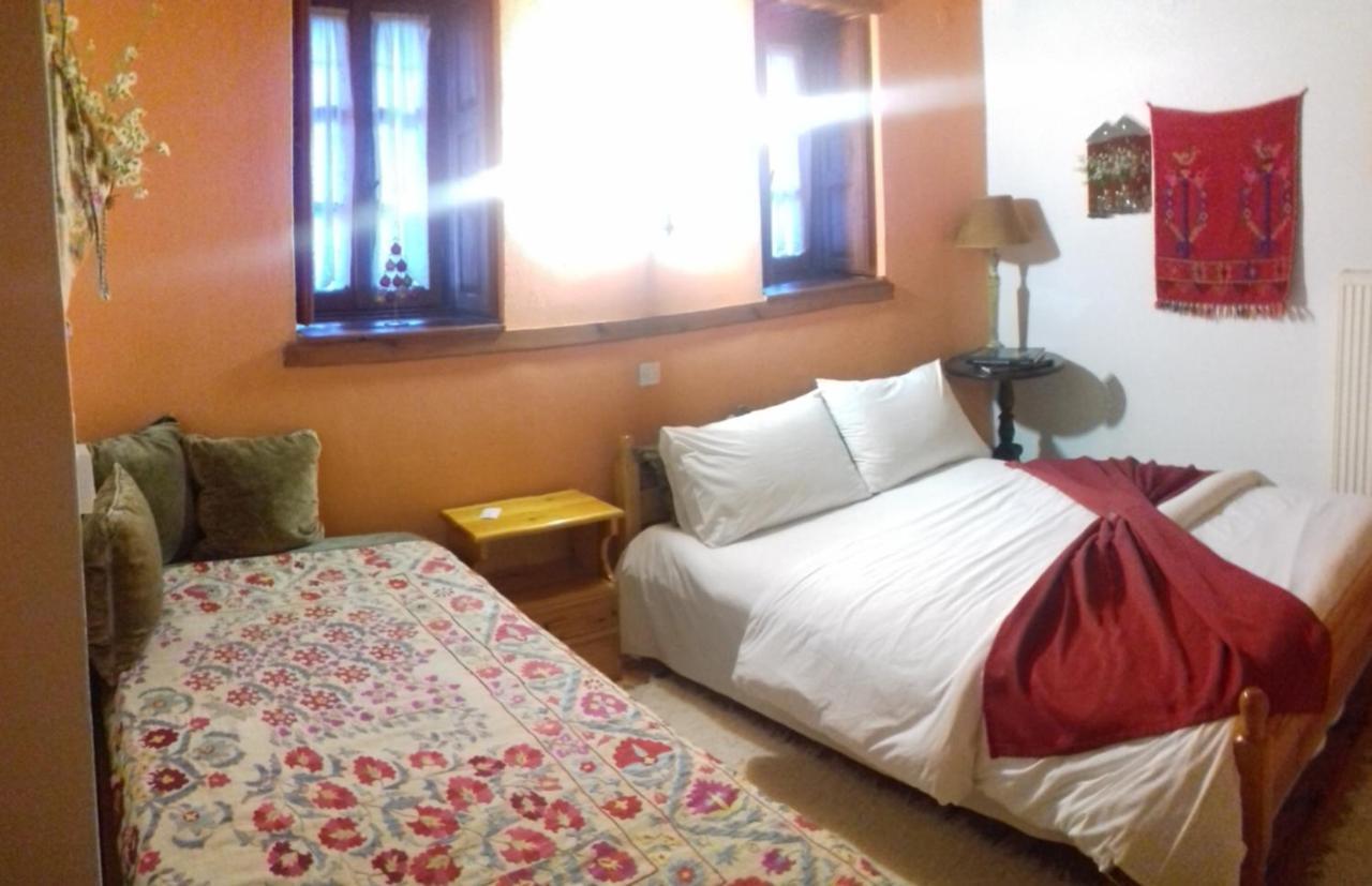 Traditional Rooms Karaouli 파피그콘 외부 사진