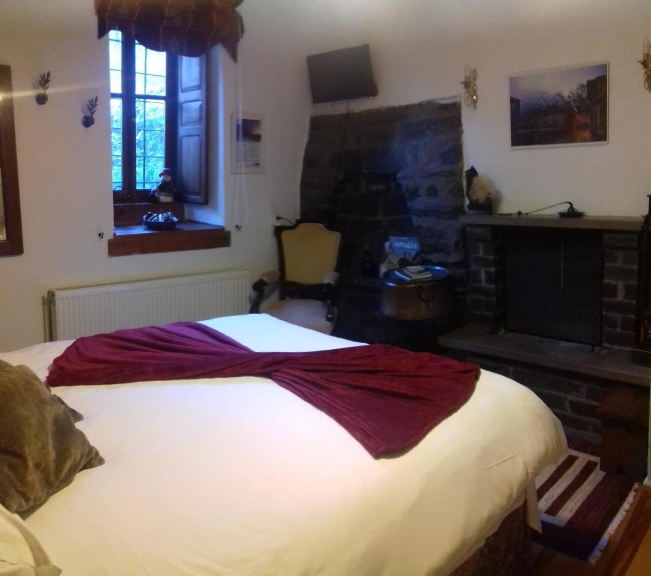 Traditional Rooms Karaouli 파피그콘 외부 사진